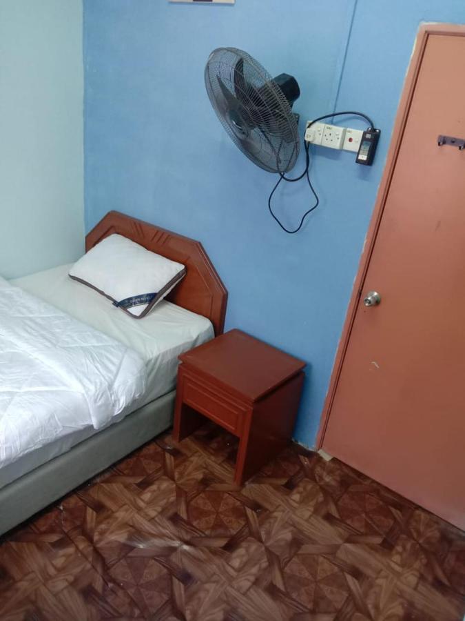 Homestay Tok Abah Seri Iskandar Extérieur photo