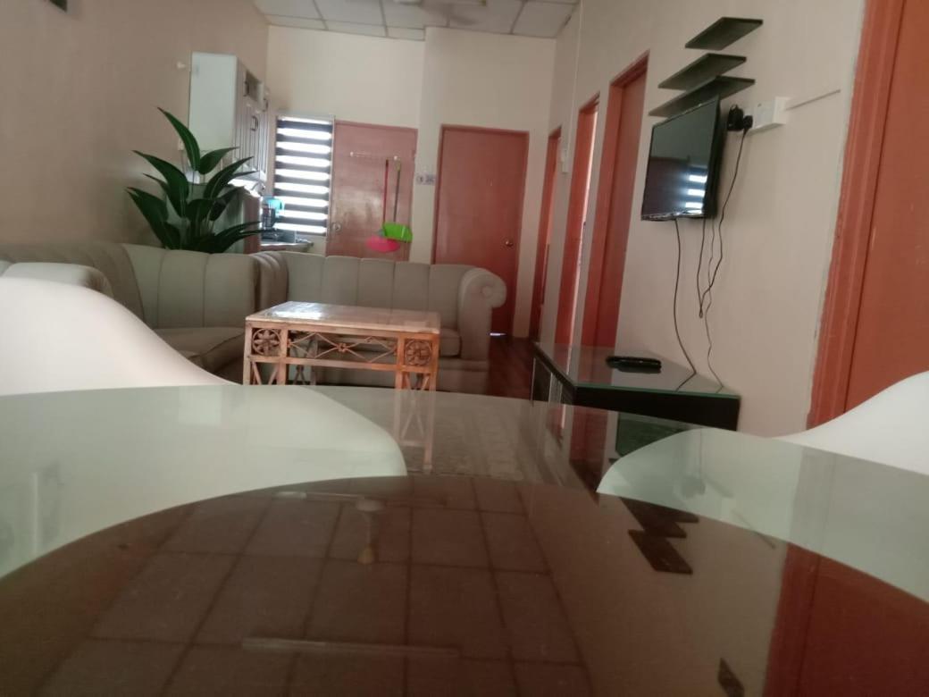 Homestay Tok Abah Seri Iskandar Extérieur photo