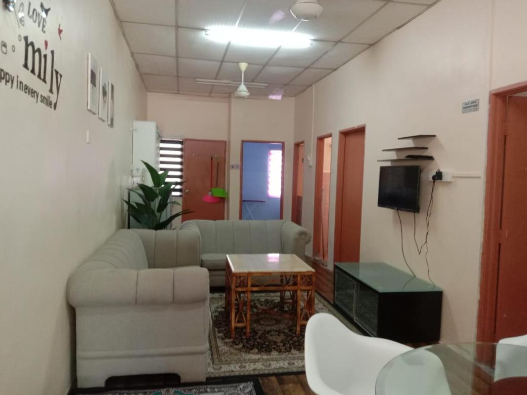 Homestay Tok Abah Seri Iskandar Extérieur photo