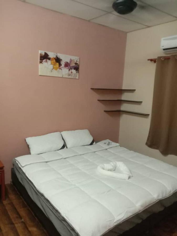 Homestay Tok Abah Seri Iskandar Extérieur photo